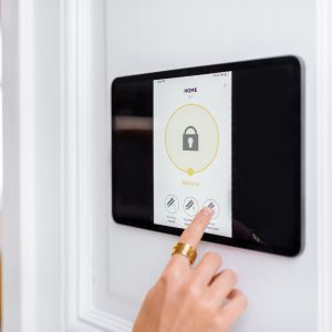 How to Prevent Overnight Theft with Commercial Alarm Systems
